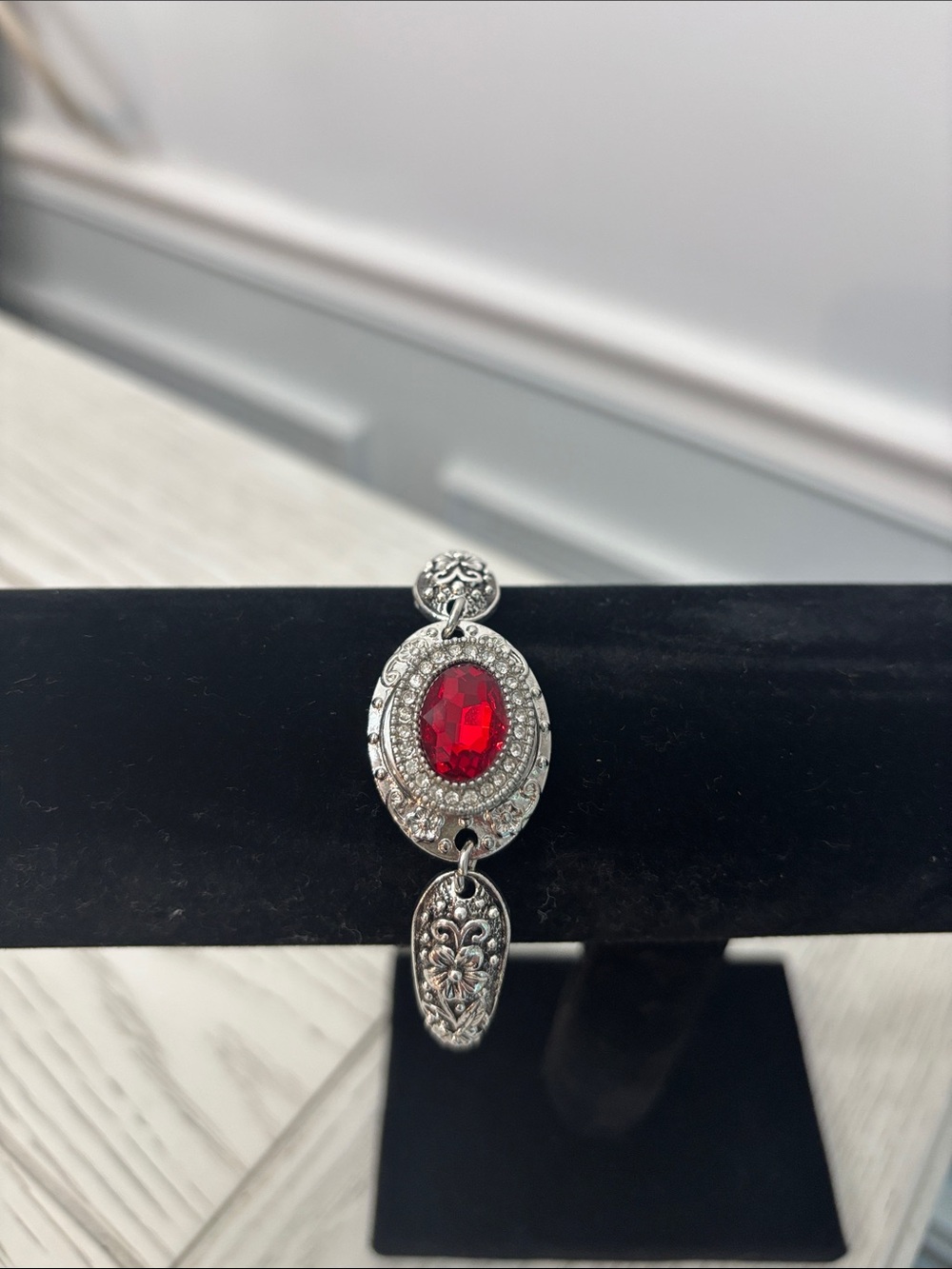Silver-Tone Red Crystal Snap Drop Pendant Bracelet